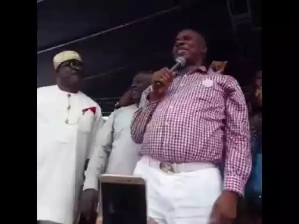 Video: Amaechi Seen Singing And Dancing At A Political Rally